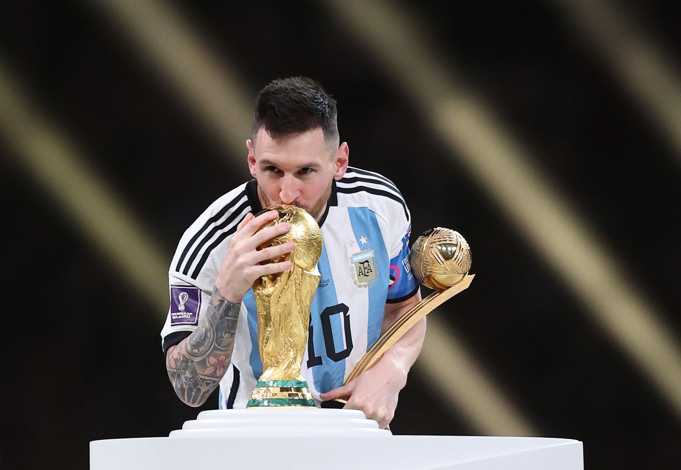 Discovery splash banner for Messi Official Discord server